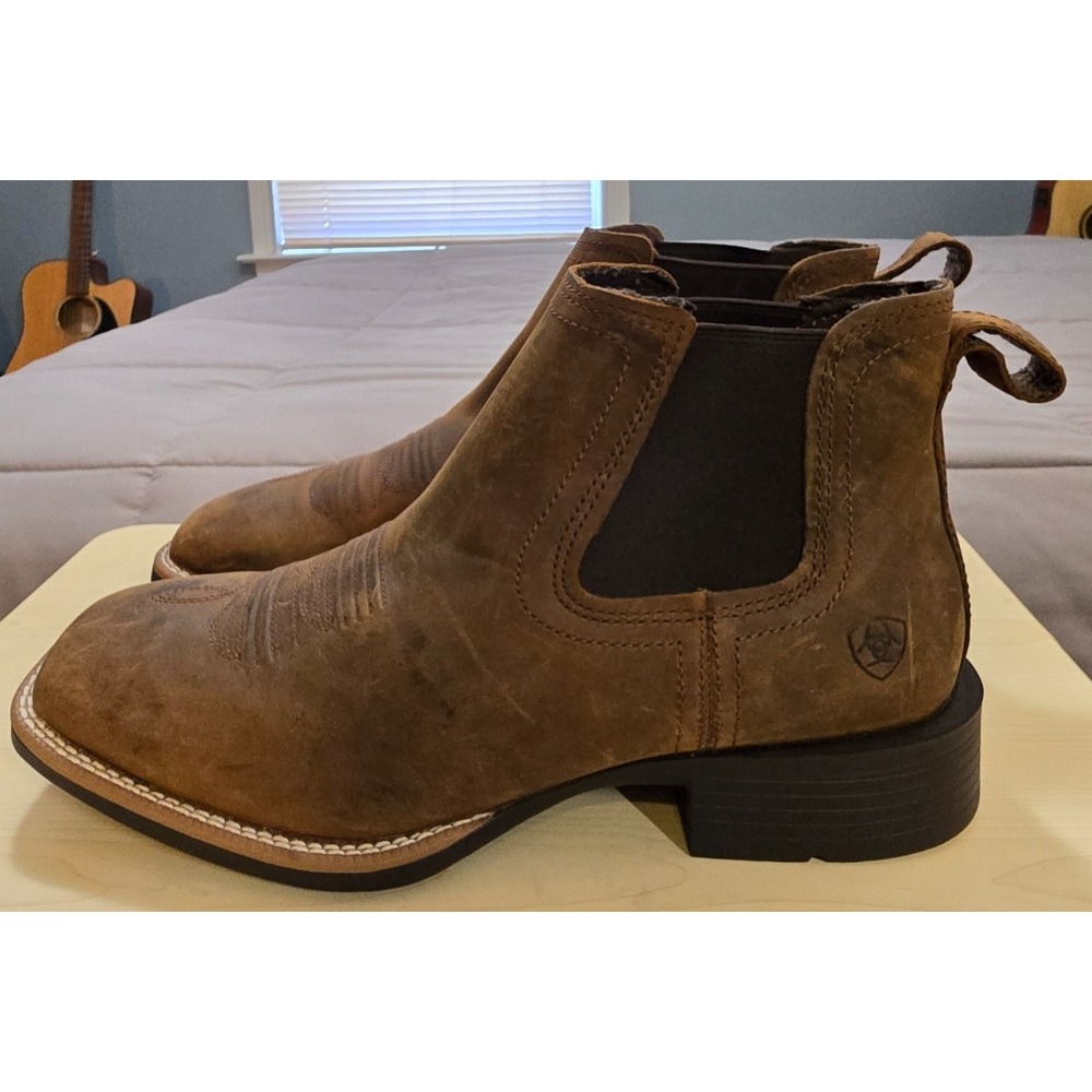 Ariat® (Men's 10 D) Booker™ Chelsea Wide Square Toe Western Boot - $150 - Picture 5 of 12